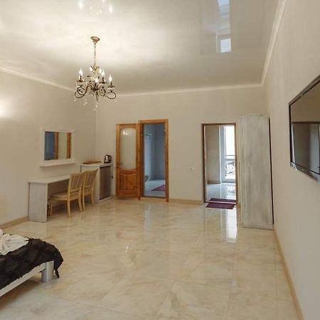 Бутик 2017 Hotel Bilhorod-Dnistrovsʼkyy Екстериор снимка