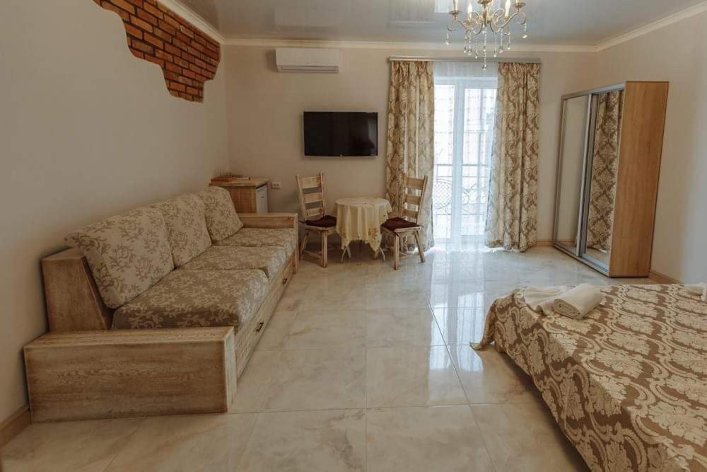 Бутик 2017 Hotel Bilhorod-Dnistrovsʼkyy Екстериор снимка