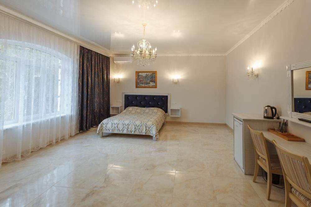 Бутик 2017 Hotel Bilhorod-Dnistrovsʼkyy Екстериор снимка
